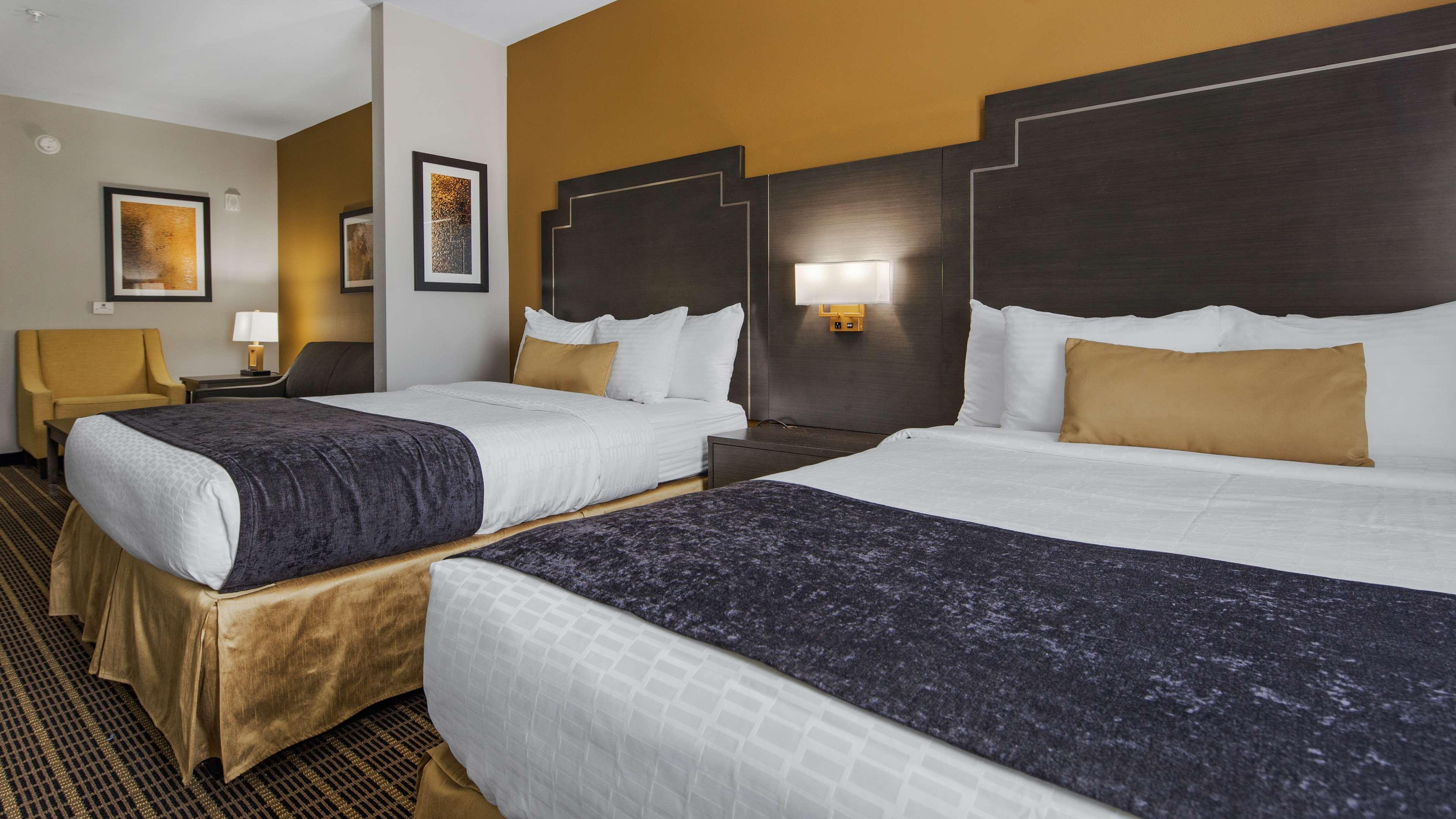Best Western Plus Regency Park Walker Exterior foto