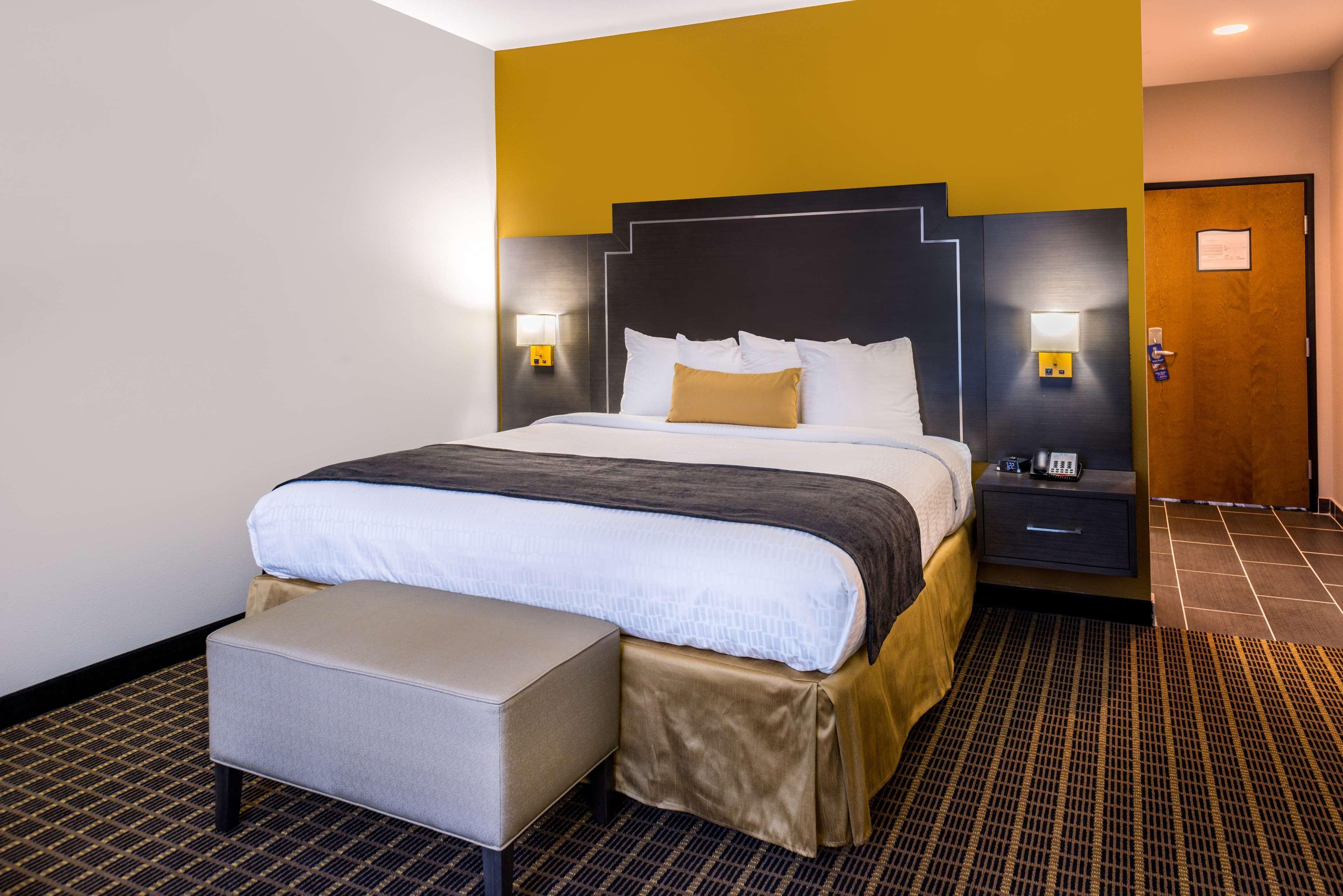 Best Western Plus Regency Park Walker Exterior foto