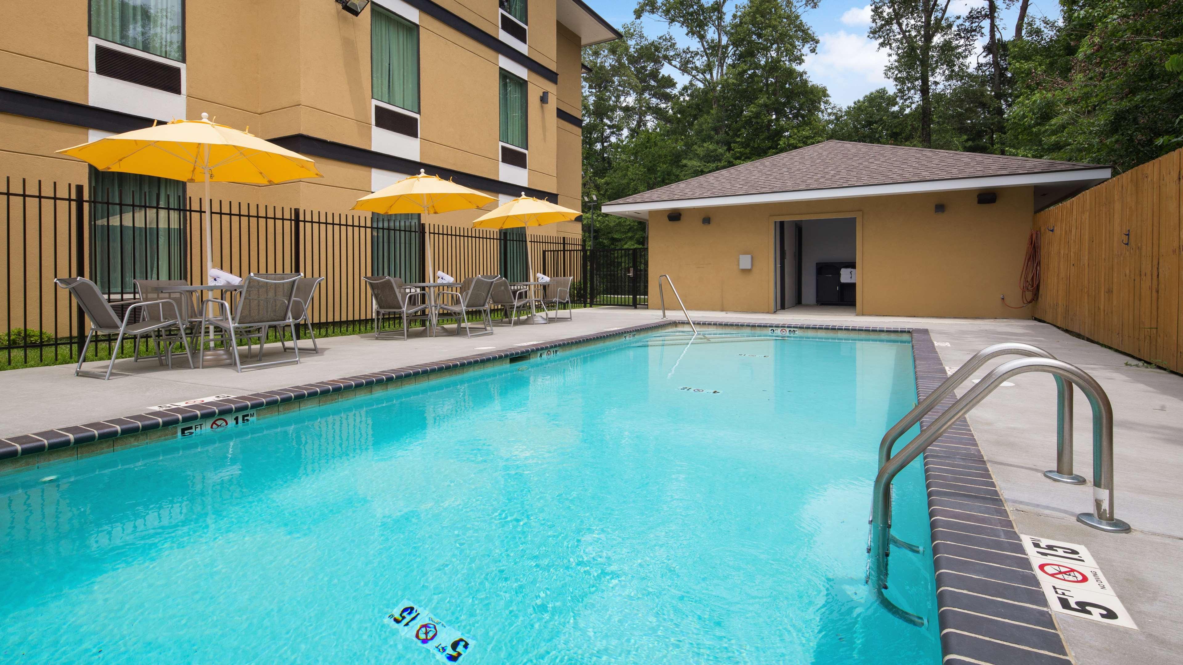 Best Western Plus Regency Park Walker Exterior foto