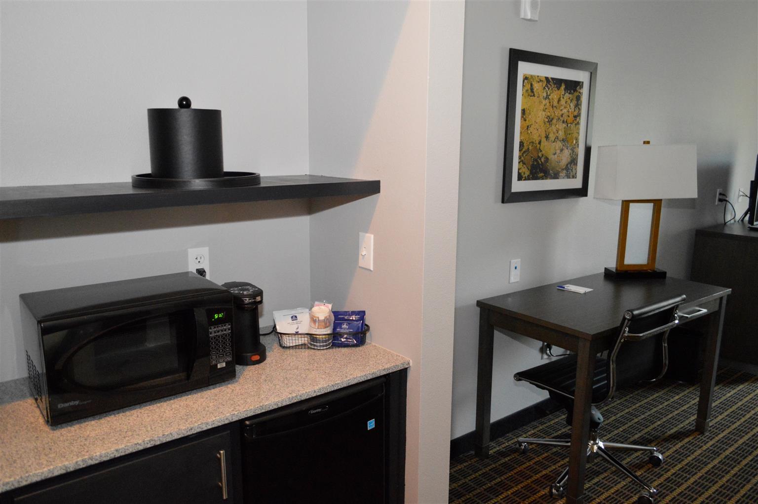Best Western Plus Regency Park Walker Exterior foto